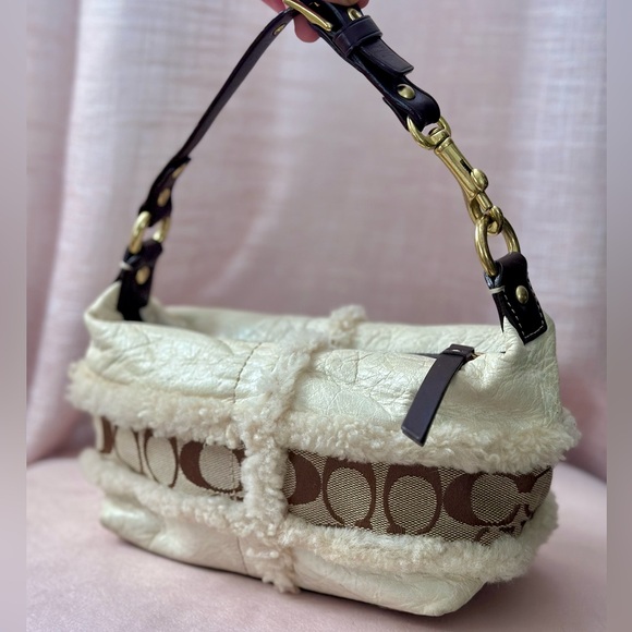 HTF Authentic Vintage Coach Signature Leather & Shearling mini bag/Pochette - Picture 11 of 11